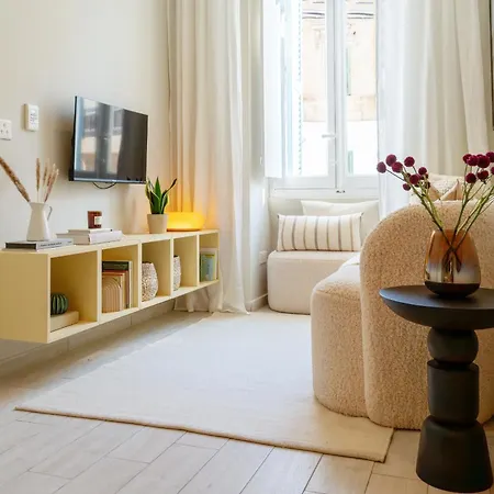 Chic And Modern With Yard Ldem1-2