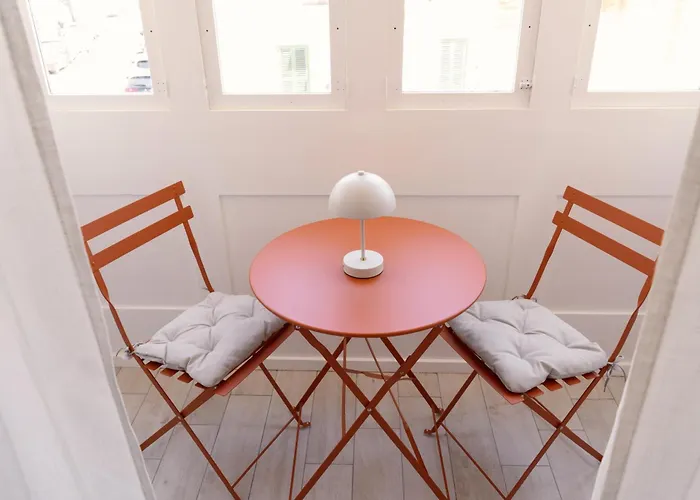 Chic And Modern With Yard Ldem1-2 Apartment Sliema